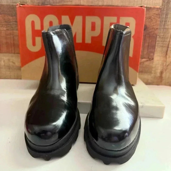 NIB Camper Leather Bootie - Picture 3 of 9